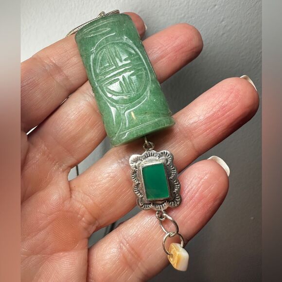 Jade and Sterling silver green onyx pendant on a 17" sterling silver chain! - Picture 1 of 16